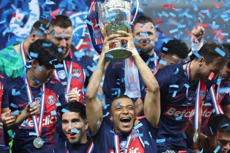Paris triumphs again : A stellar year culminates with French Cup victory!