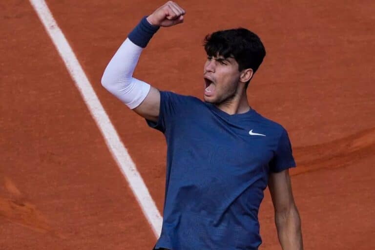 Carlos Alcaraz triumphs in epic 5-set battle to claim his first Roland-Garros title