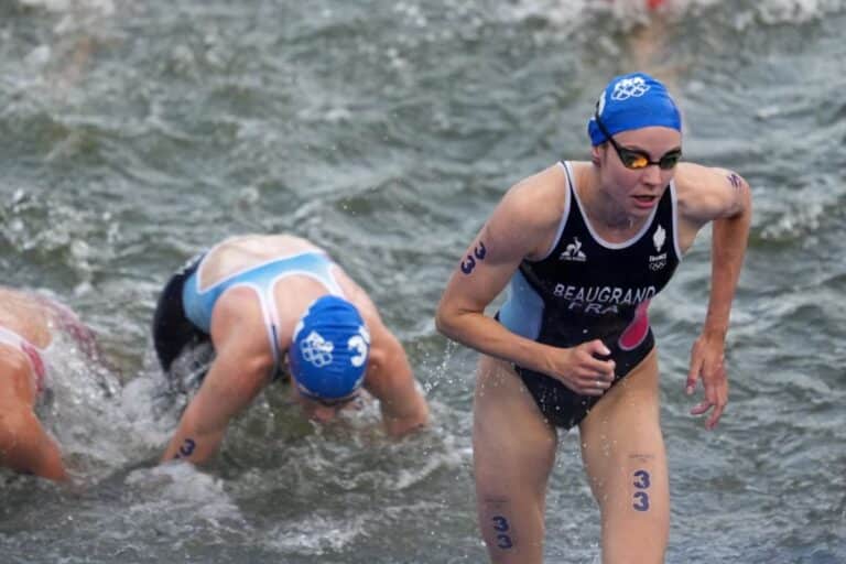 Daring decision: Athletes swim in the Seine despite questionable water quality at the 2024 Olympics