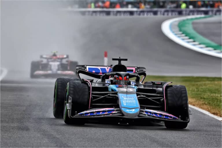 How does Renault plan to transform Alpine F1 Team into Alpine Hypertech?