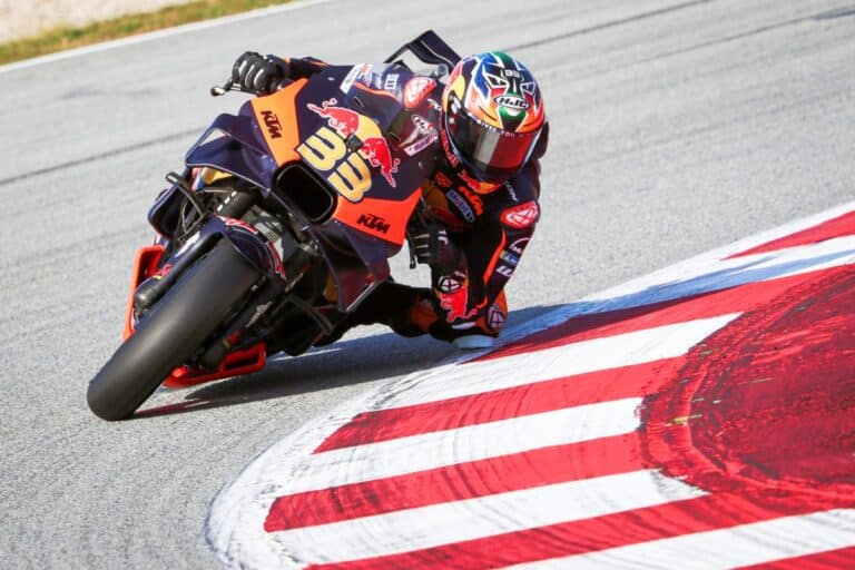 With $3,15 billion in debt, a MotoGP team on the brink of collapse is at risk of leaving 4 riders without bikes next season