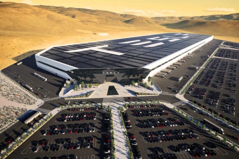 Tesla’s next industrial milestone: New Semi factory takes shape in Nevada