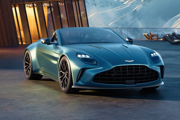 Already Car of the Year 2025? Ferrari can’t compete with the beauty of the Aston Martin Vantage Roadster, which costs much less