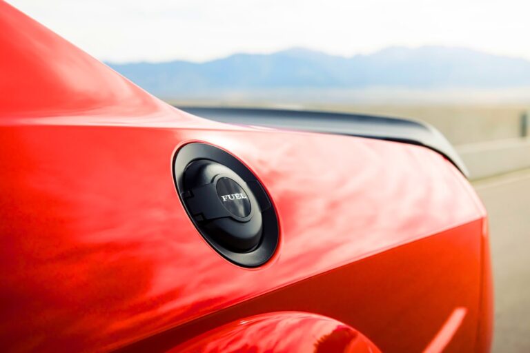 67.5% OFF this Supercar: The worst depreciation in history makes this 1000-hp missile finally affordable